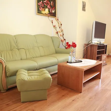 Gosciniec Mazurski אורחן *