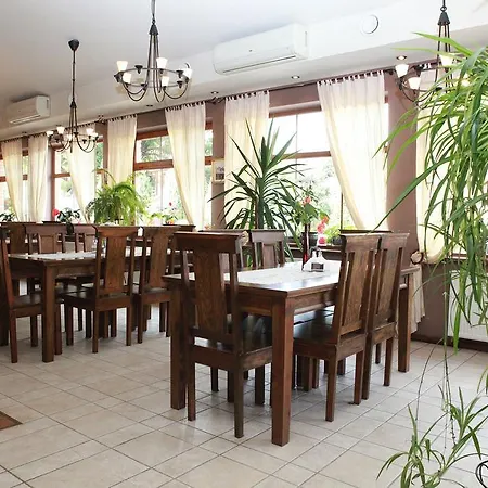 Gosciniec Mazurski Jedwabno