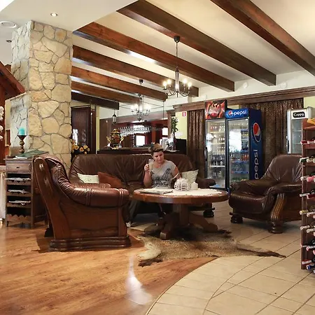 Gosciniec Mazurski אורחן Jedwabno